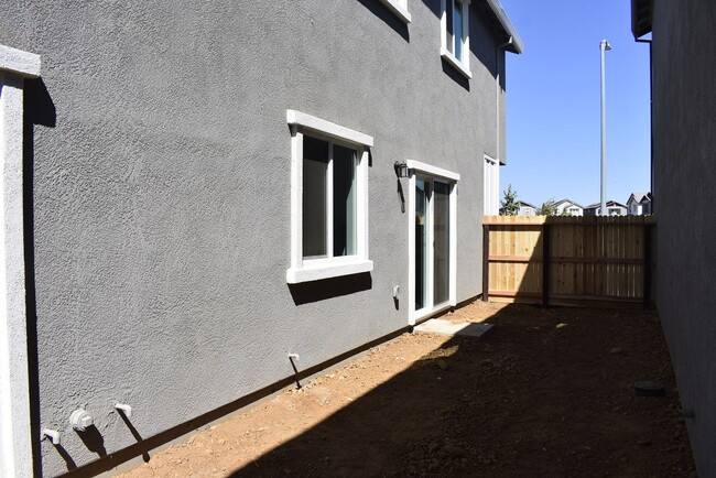 Building Photo - 4290 Aura Way