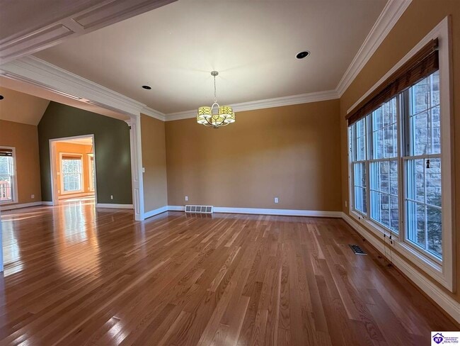 Building Photo - 107 Rhinestone Ct