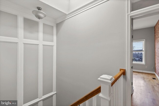 Building Photo - 3215 Fleet St