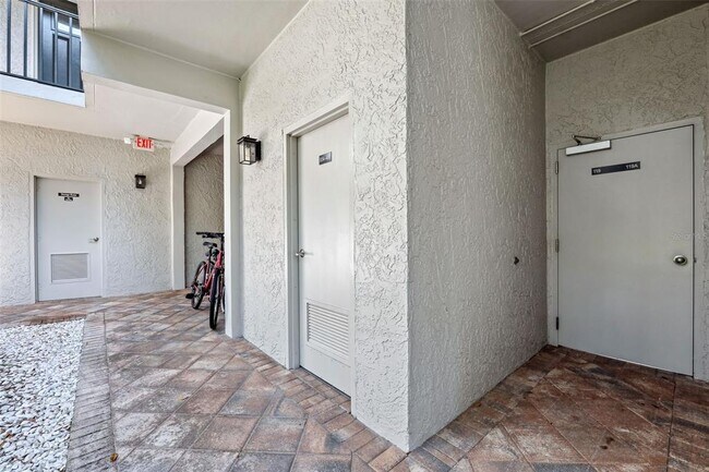 Building Photo - 105 4th Ave NE