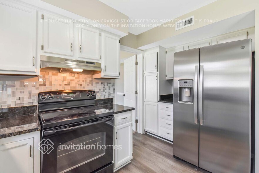 Building Photo - 5428 Dowgate Dr