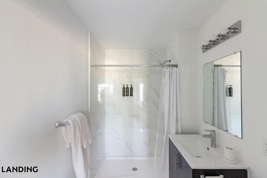 Building Photo - 25850 SW 140th Ct