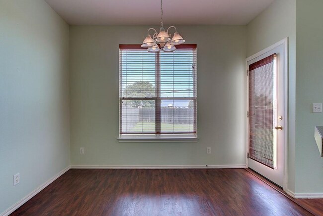 Building Photo - 1039 Janae Ct