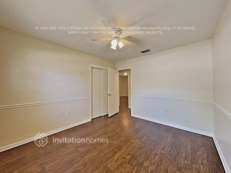 Building Photo - 510 Julie Ln