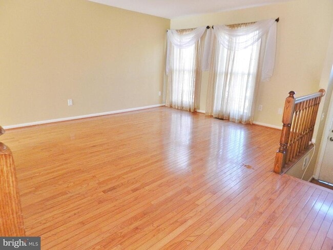 Building Photo - 4235 Fox Lake Dr