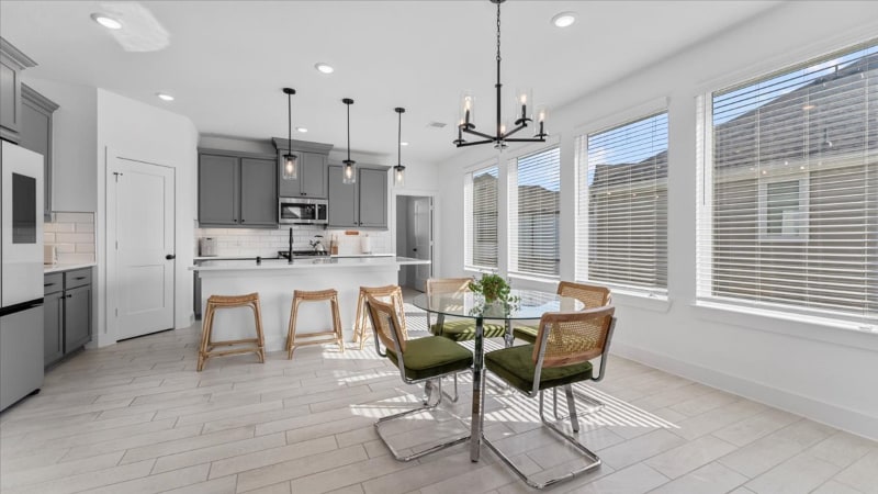 Building Photo - 15147 Colorado Bnd Pk Dr