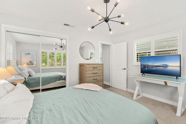 Building Photo - 408 Penguin Dr