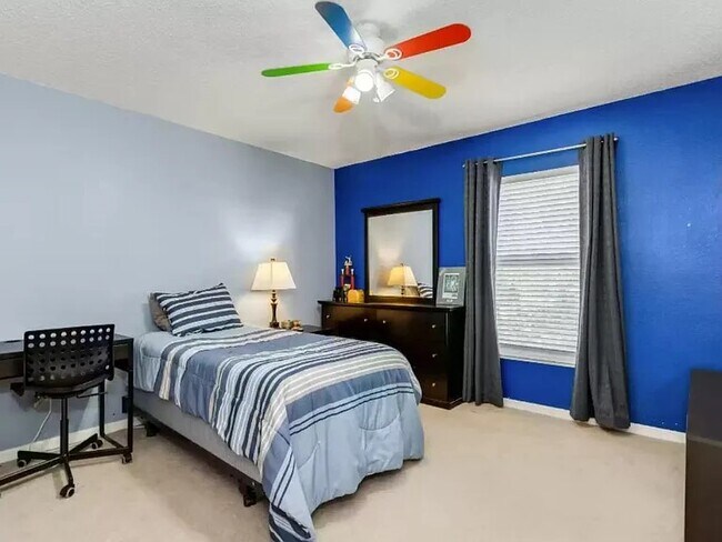 Building Photo - 3371 Hickory Leaf Ct
