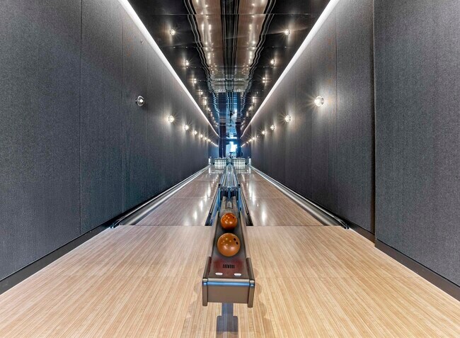 Building Photo - 36 Journal Square Plaza