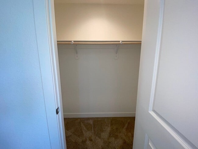 Building Photo - 1228 Wild Oak Ct