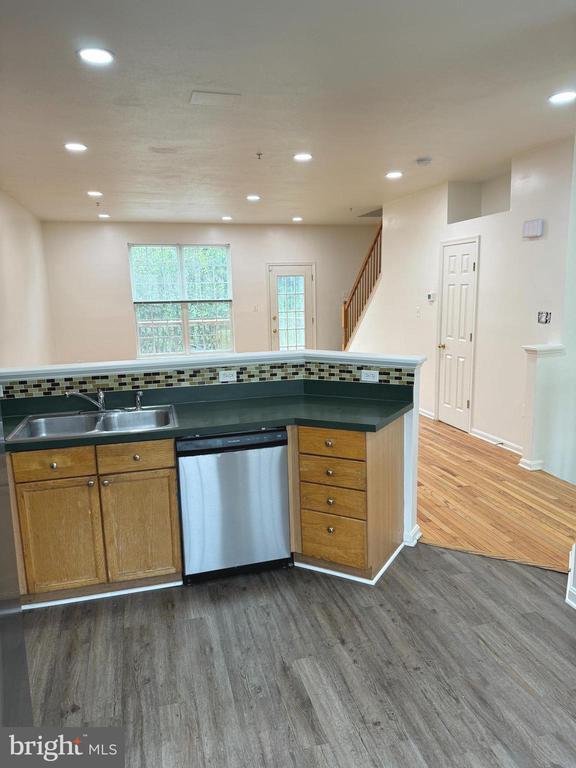 Building Photo - 1943 Harpers Ct