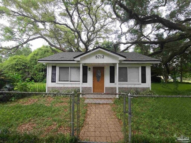 Building Photo - 8712 Fowler Ave