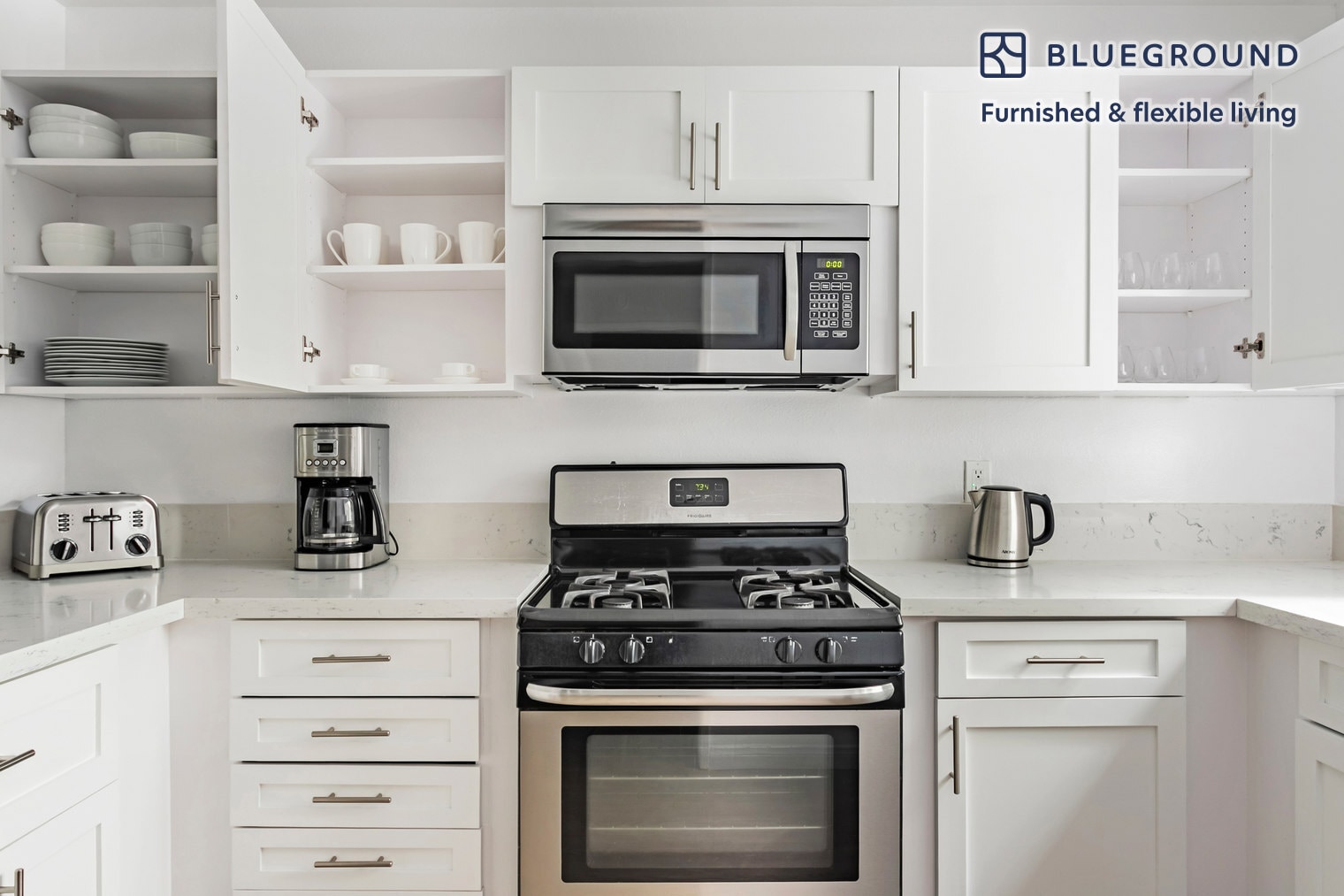 Building Photo - 16070 Sunset Blvd