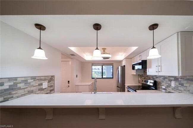 Building Photo - 17458 Blueberry Hill Dr