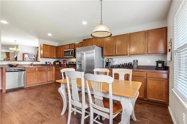 Building Photo - 807 Windflower Dr