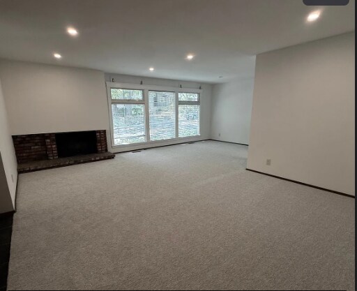 Building Photo - 592 Old Orchard Dr