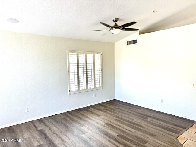 Building Photo - 7249 E Softwind Dr