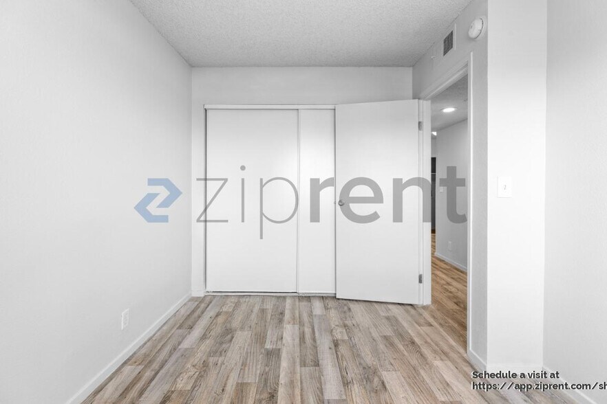 Building Photo - 3903 N Nellis Blvd