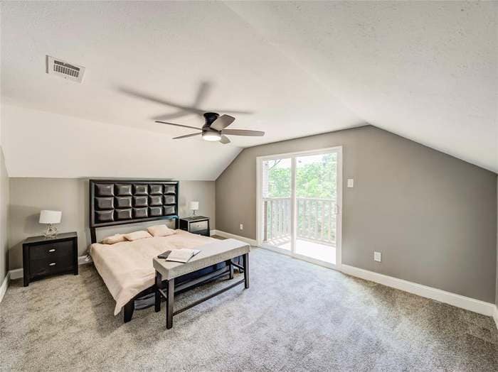 Primary bedroom - 4028 Treeline Dr