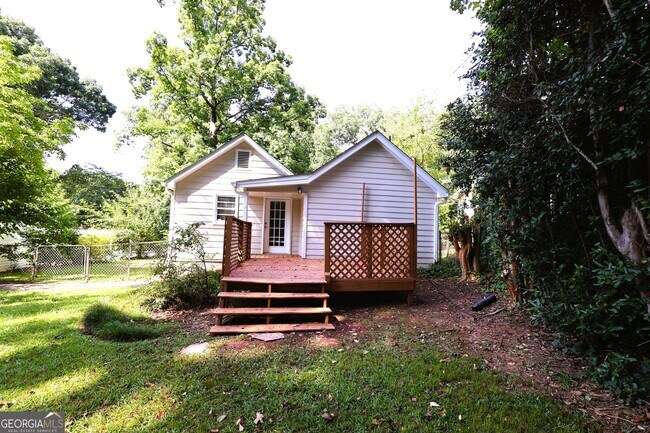 Building Photo - 771 McLendon Dr