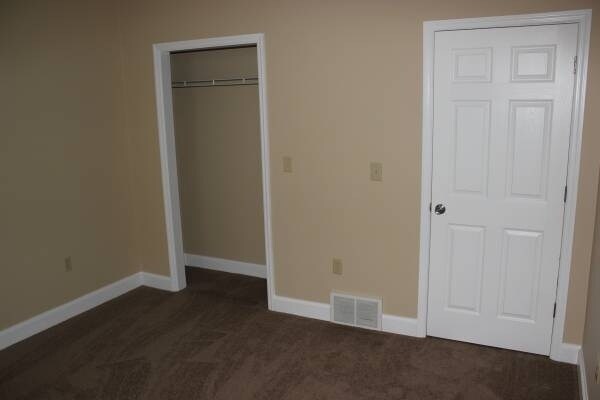 Building Photo - 919 13th St