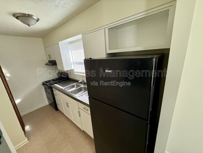Building Photo - 5504 Lodema Way