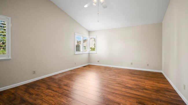 Building Photo - 4 BR/3BA Home in Laurel Creek with Park-Like Backyard!