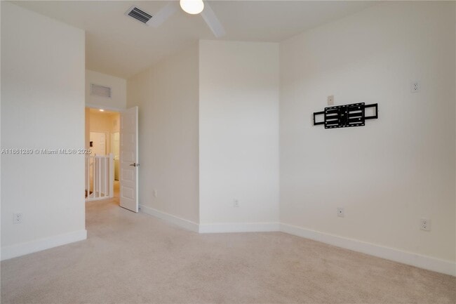 Building Photo - 15826 NW 91st Ct