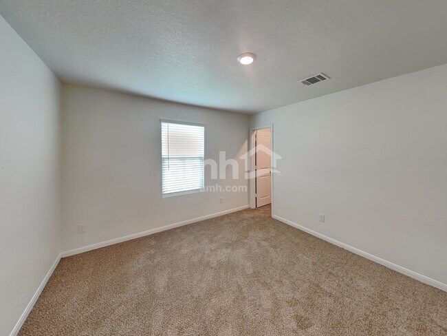 Building Photo - 2705 Iberia Ct