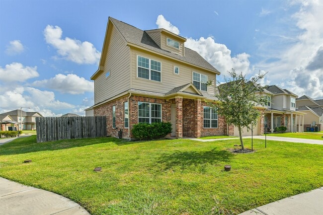 Primary Photo - 3216 Walden Breeze Ct