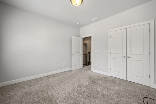 Building Photo - 2750 Vinings Orchard Cir SE