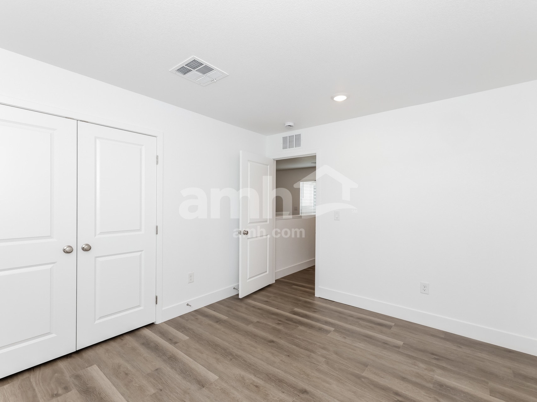 Building Photo - 9478 Aldersyde Dr