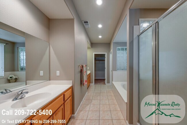 Building Photo - 3841 Tern Ct