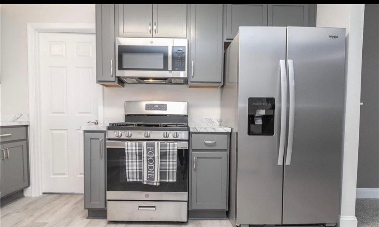 Building Photo - 915 Rimer Dr