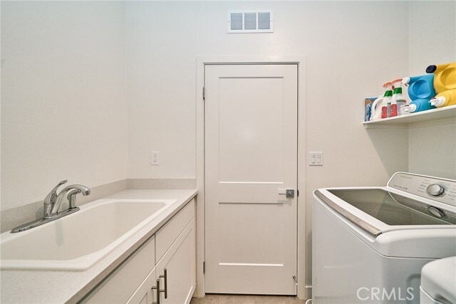 Building Photo - 10526 Triple Crown Ln