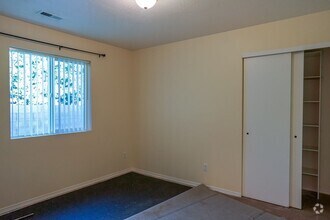 Building Photo - July 1st move in