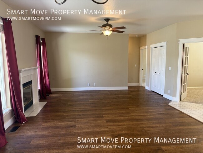 Building Photo - 682 Criterion-