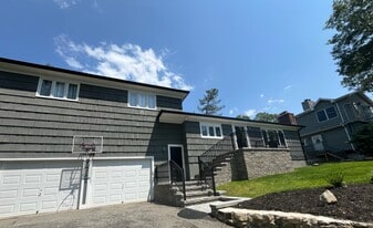 Building Photo - 596 Dell Rd