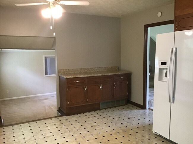 Building Photo - Dorsett6863