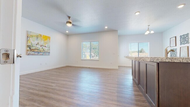 Building Photo - 3374 W Sanctuary Ct