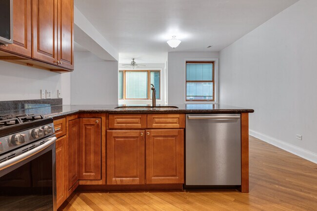 Building Photo - 7010 S Clyde Ave