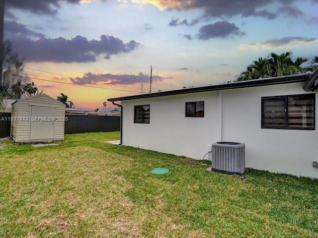 Building Photo - 7881 Hope St