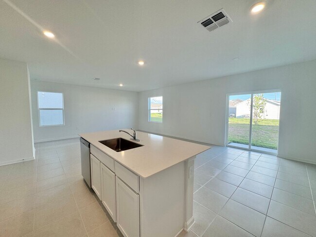 Building Photo - Peace Creek Reserve - 2025 Lennar Home