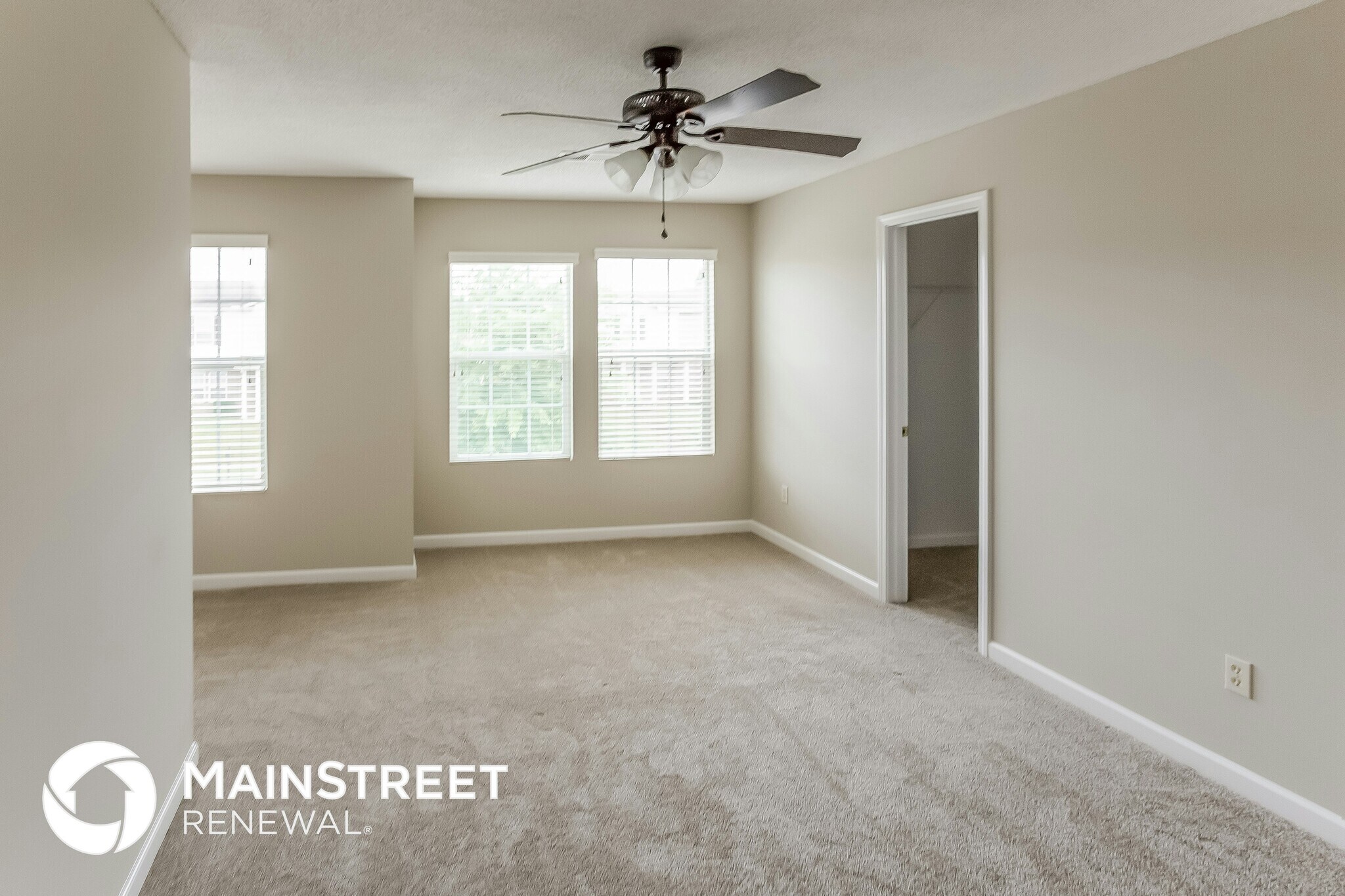 Building Photo - 9966 Chariden Dr