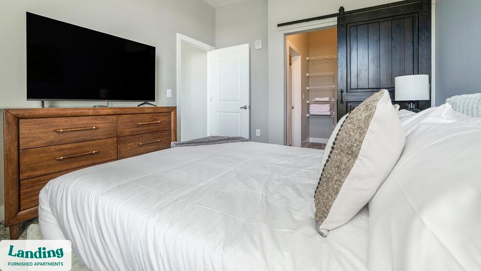 Building Photo - 41 E 9th Ave