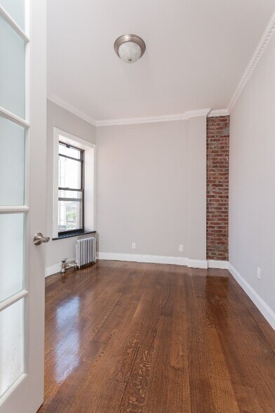 Building Photo - 338 E 100th St