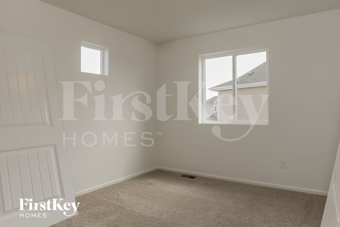 Building Photo - 10249 Luneth Dr