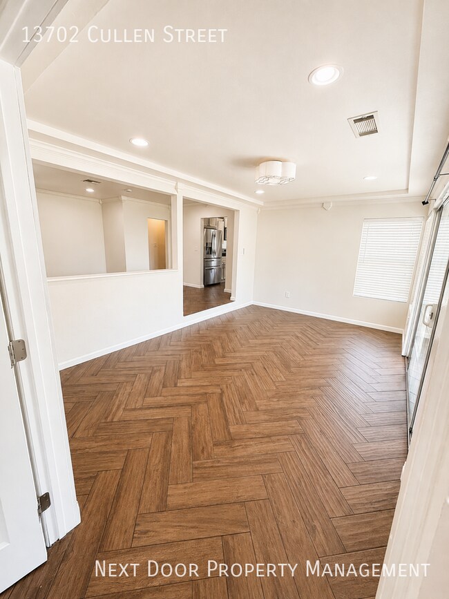 Building Photo - 13702 Cullen St