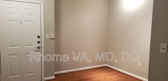Building Photo - 12949 Centre Park Cir