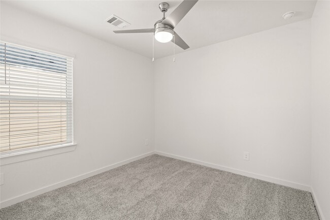 Building Photo - 1742 Revolution Way